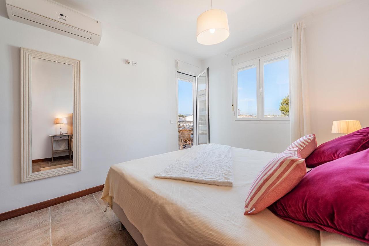 Hébergement de vacances Charming Semi-detached Holiday By The Sea Ii